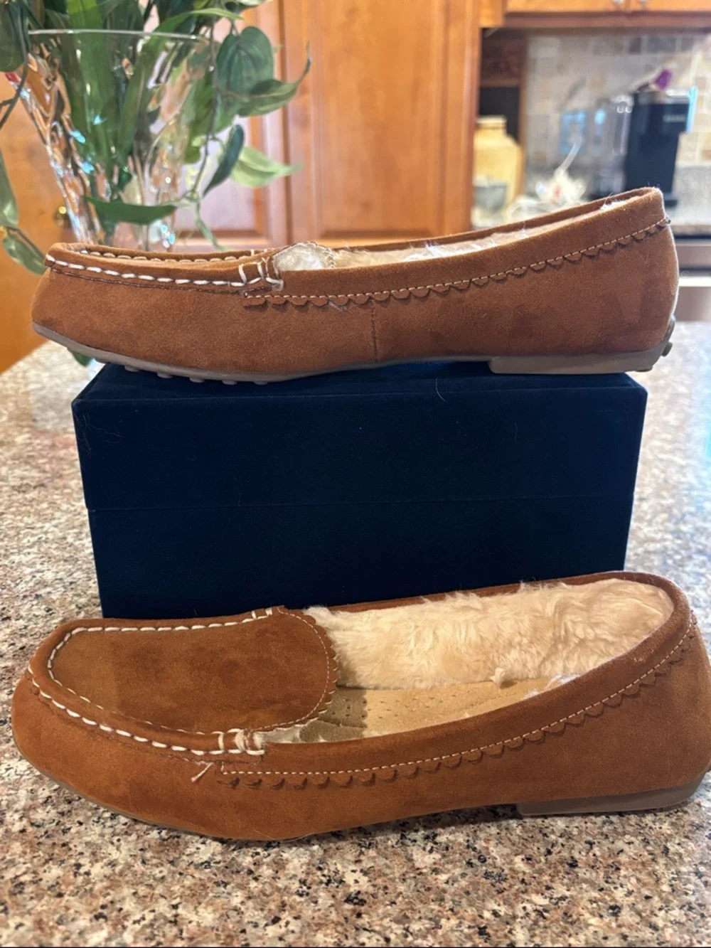 St. John's Bay Women's Chestnut Suede Fleece-Lined Moccasins       Size 8.5 - Picture 7 of 14